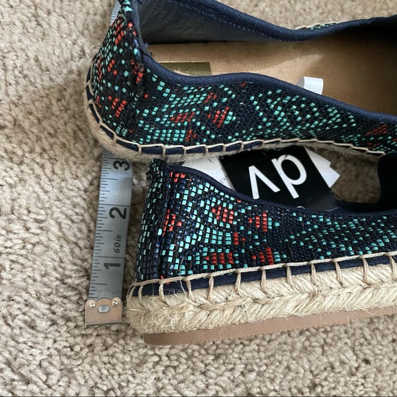 Dolce Vita Multi-Colored Espadrilles Flats New,SZ 6 - Picture 11 of 11
